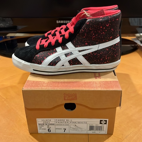 Brand new pair of women’s onitsuka tiger - Picture 5 of 6